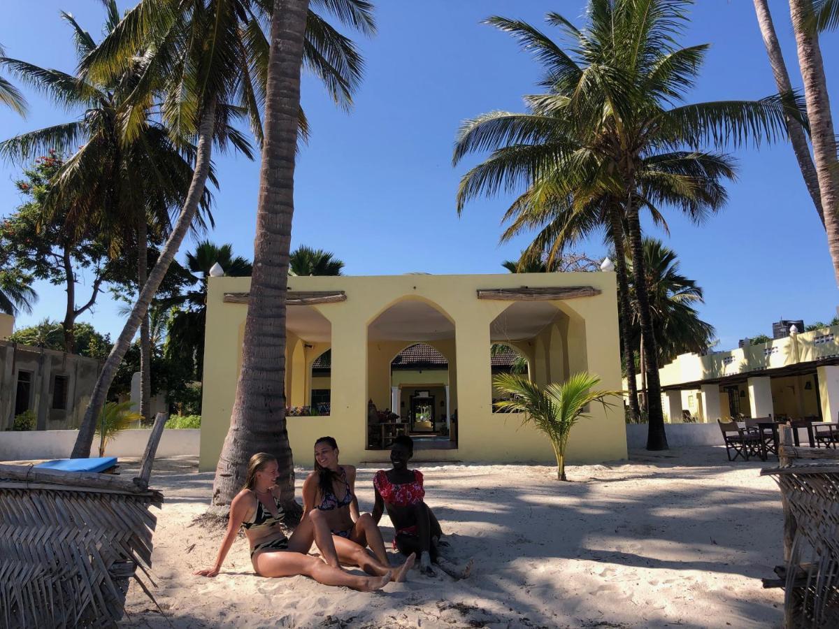 Sawa Sawa Beach House Msambweni Bagian luar foto