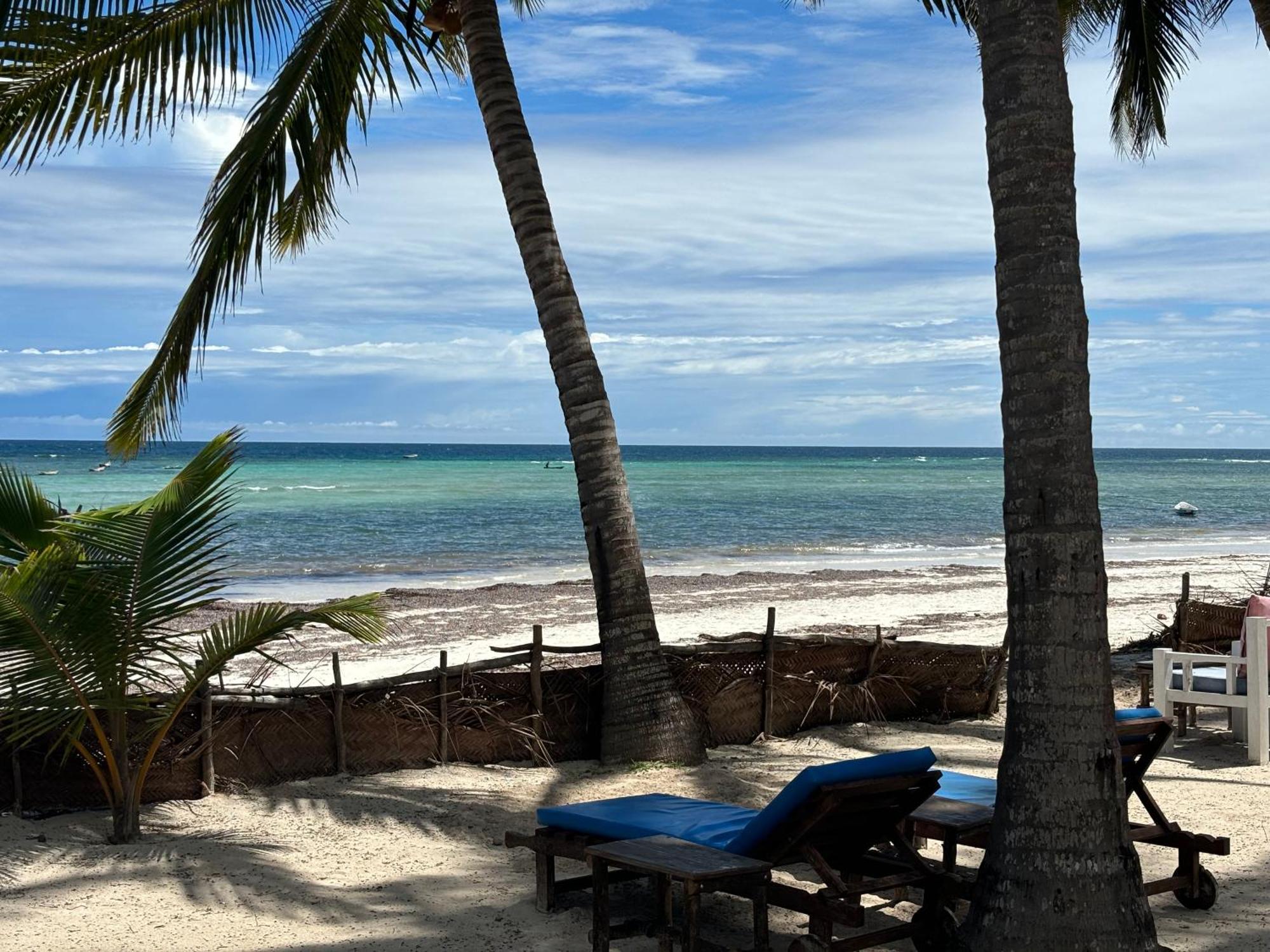 Sawa Sawa Beach House Msambweni Bagian luar foto