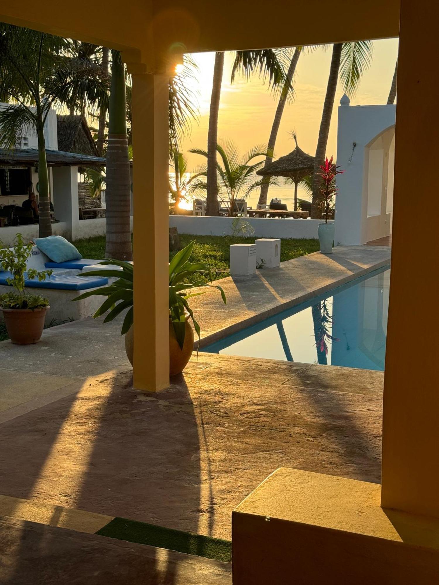 Sawa Sawa Beach House Msambweni Bagian luar foto