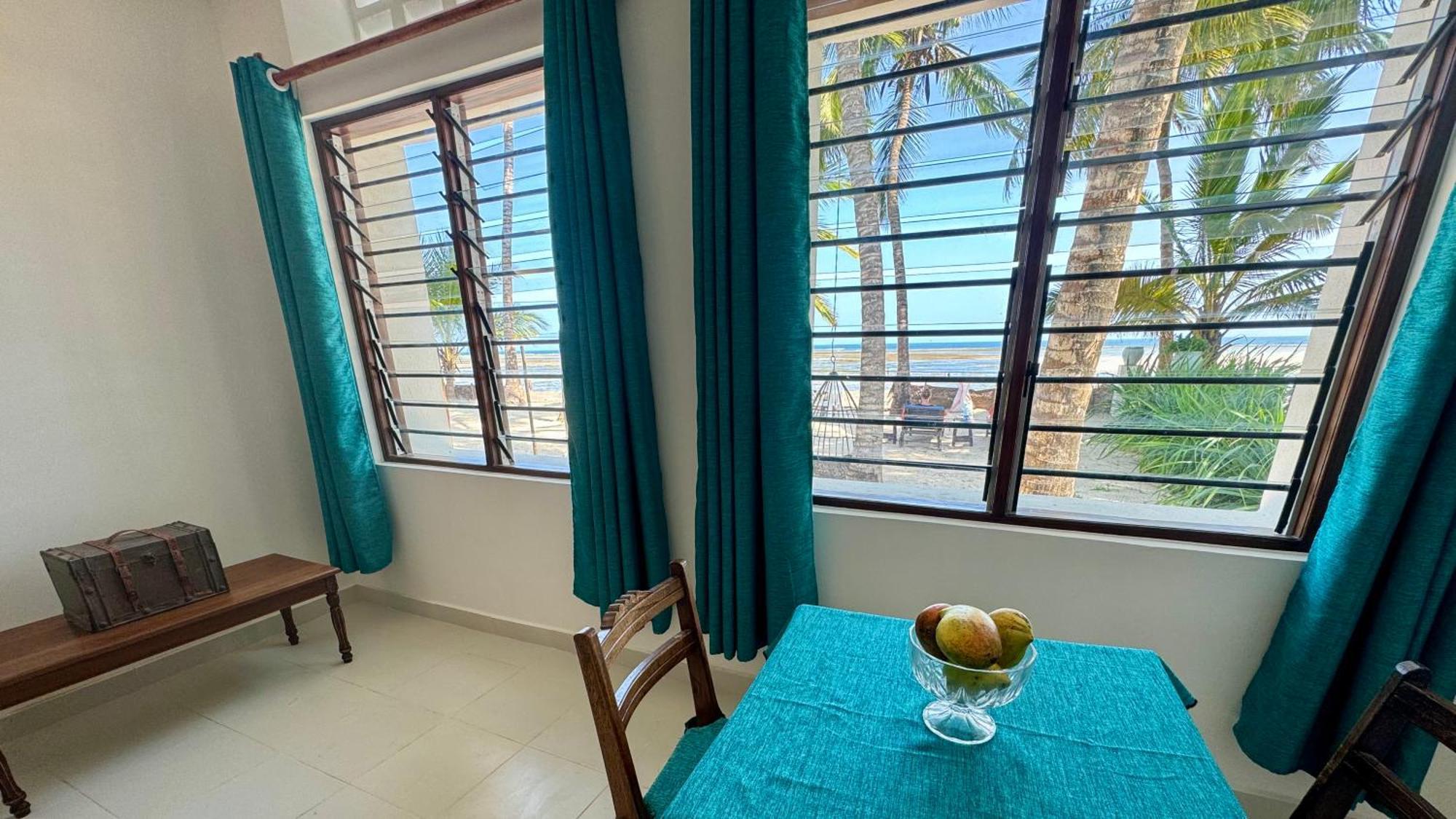 Sawa Sawa Beach House Msambweni Bagian luar foto