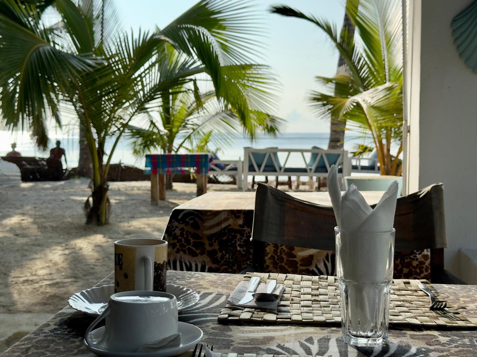 Sawa Sawa Beach House Msambweni Bagian luar foto