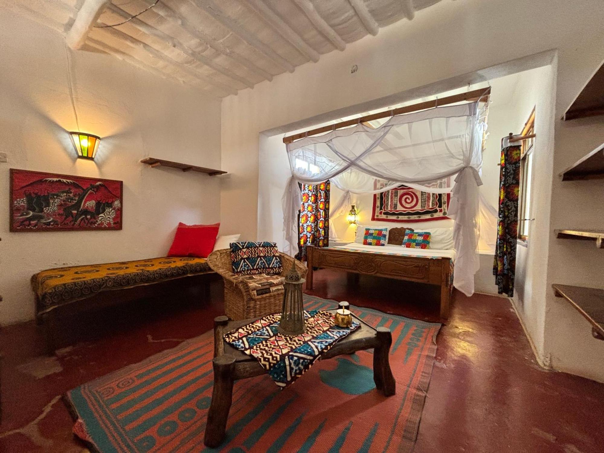 Sawa Sawa Beach House Msambweni Bagian luar foto