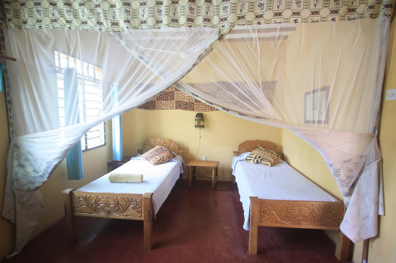 Sawa Sawa Beach House Msambweni Bagian luar foto